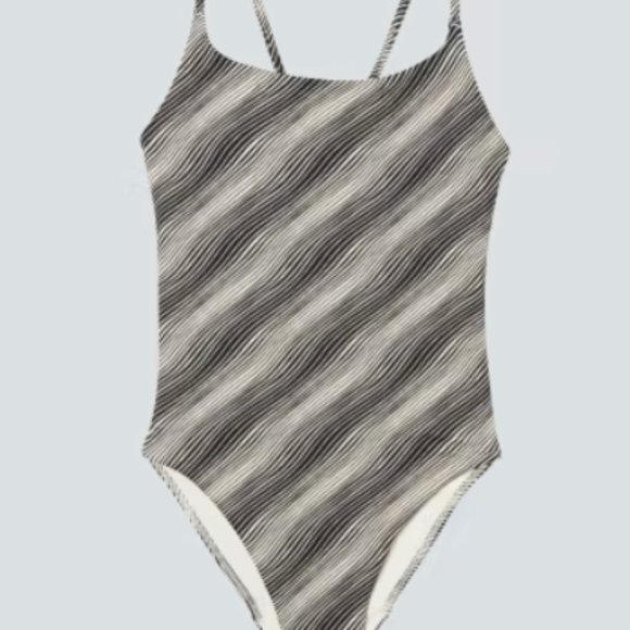 Everlane - The String One-Piece Swimsuit - Medium - Picture 5 of 7